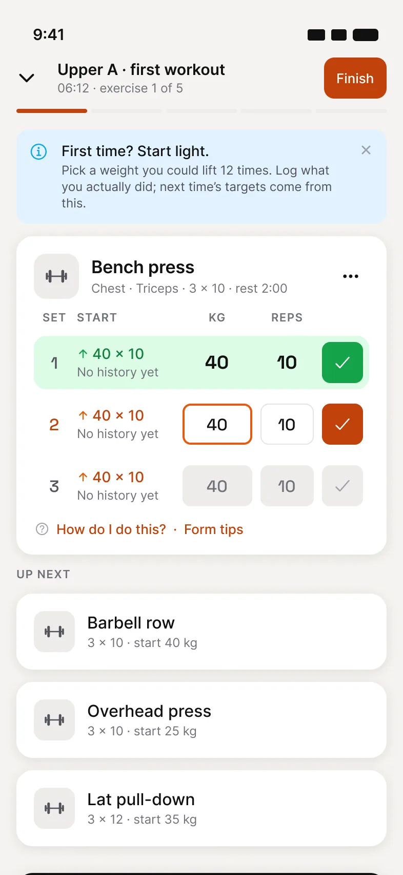 Voltra's first workout: a tip to start light with a weight you could lift 12 times, and bench press sets targeted at 40 kg × 10.